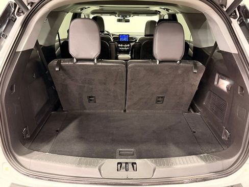 Used 2021 Ford Explorer Limited w/ Equipment Group 301A image 13