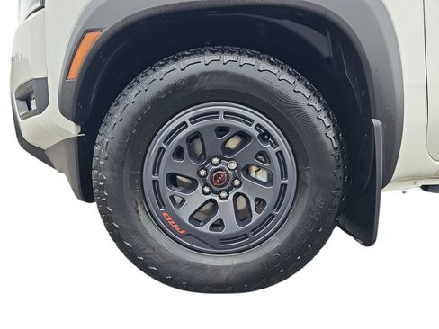 Used 2025 Nissan Frontier Pro-X w/ Pro Premium Package RWD image 28
