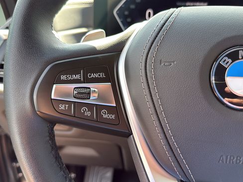 Used 2024 BMW X5 xDrive40i w/ Parking Assistance Package AWD/4WD image 30