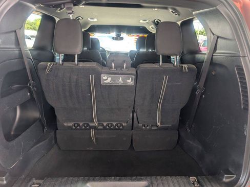 Used 2018 Chrysler Pacifica Touring Plus w/ S Appearance Package FWD image 12