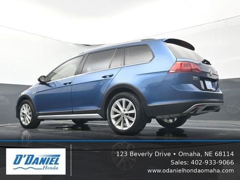 Used 2017 Volkswagen Golf Alltrack SE AWD/4WD image 22