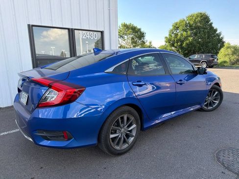 Used 2019 Honda Civic EX image 3