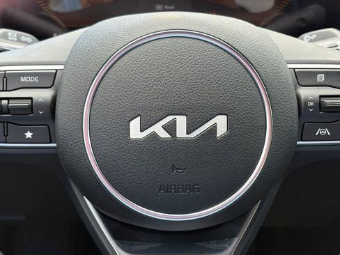 New 2026 Kia K5 LXS image 21