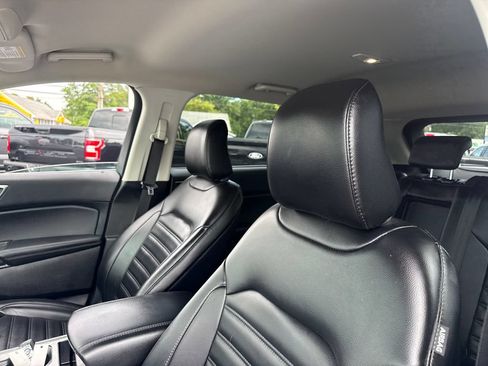 Used 2024 Ford Edge SEL w/ Convenience Package AWD/4WD image 14