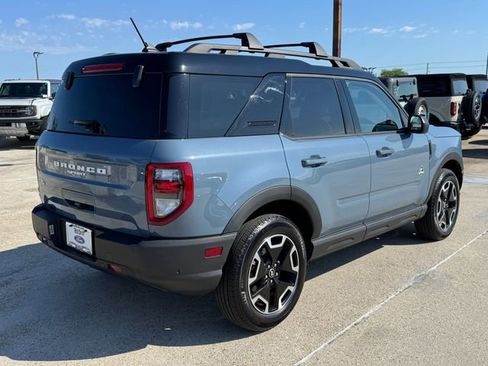 Used 2024 Ford Bronco Sport Outer Banks w/ Tech Package AWD/4WD image 8