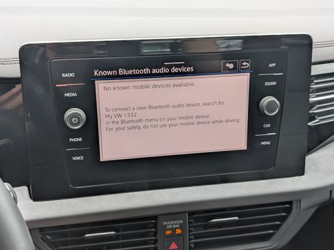 Used 2025 Volkswagen Jetta SE w/ Sunroof Package FWD image 28