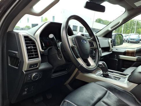 Used 2020 Ford F150 Lariat w/ Equipment Group 502A Luxury AWD/4WD image 18