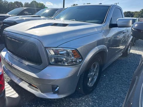 Used 2014 RAM 1500 Big Horn RWD image 1