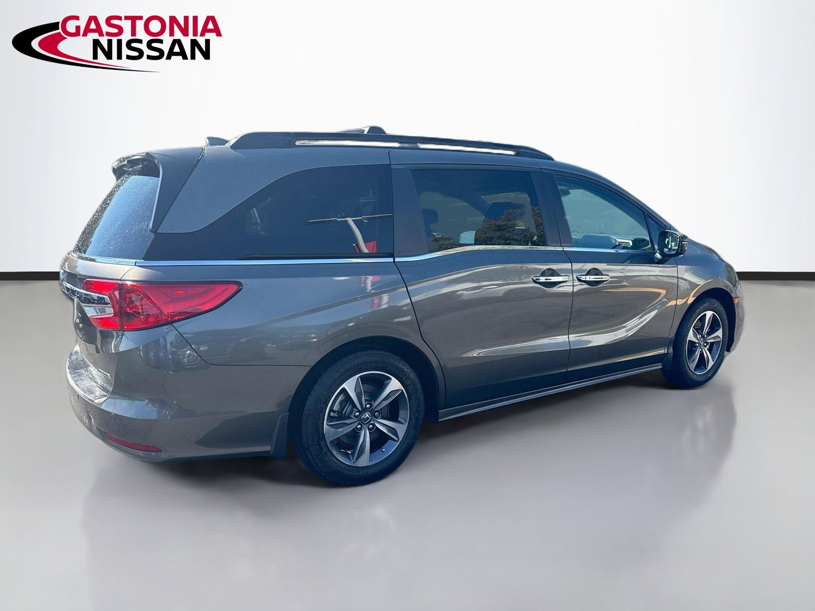 Used 2018 Honda Odyssey Touring image 9
