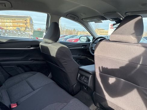 New 2026 Toyota Camry LE image 9
