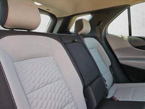 Used 2021 Chevrolet Equinox LS w/ LS Convenience Package FWD image 19