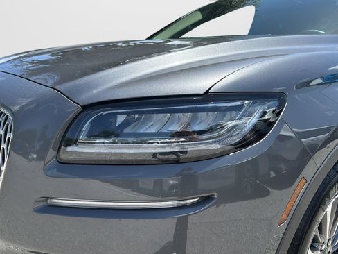 Used 2023 Lincoln Nautilus AWD w/ Premium Package image 25