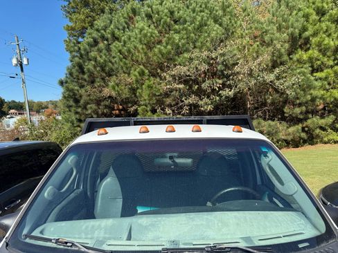 Used 2006 Ford F450 165  W.B. 2D image 20