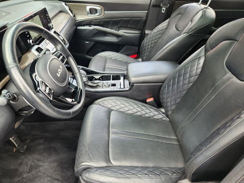 Used 2022 Kia Sorento SX Prestige image 9