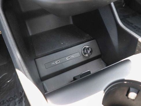 Used 2023 Audi Q4 e-tron Premium w/ Convenience Package AWD/4WD image 19