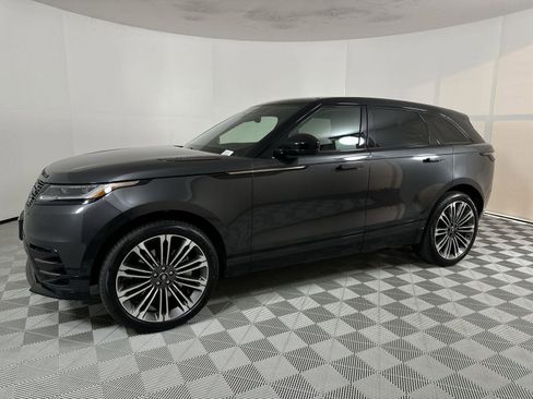 Certified 2025 Land Rover Range Rover Velar Dynamic SE image 2