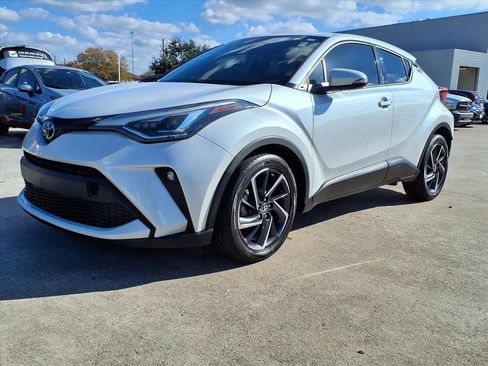 Used 2022 Toyota C-HR Limited image 19