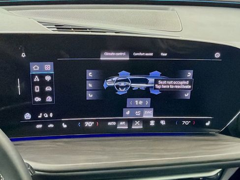 Used 2025 Audi Q5 Premium w/ Convenience Package image 16