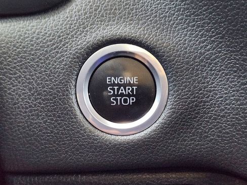 Used 2023 Toyota Tundra Limited image 21