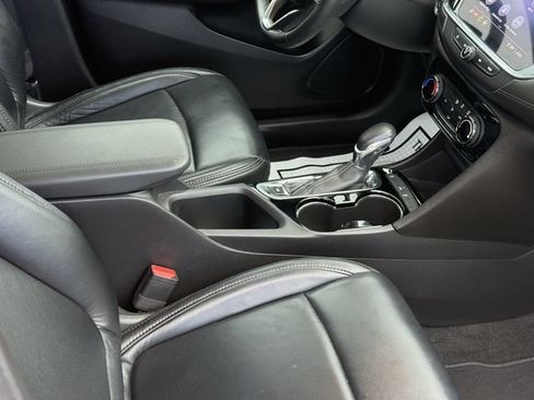 Used 2020 Buick Encore GX Preferred FWD image 17
