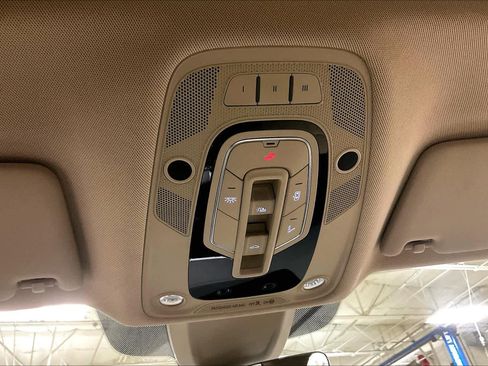 Used 2018 Audi Q5 Premium Plus image 35