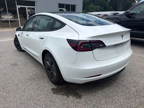 Used 2023 Tesla Model 3 Standard Range RWD image 9