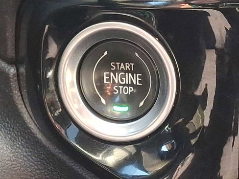 Certified 2023 GMC Sierra 1500 SLT w/ SLT Convenience Package image 23