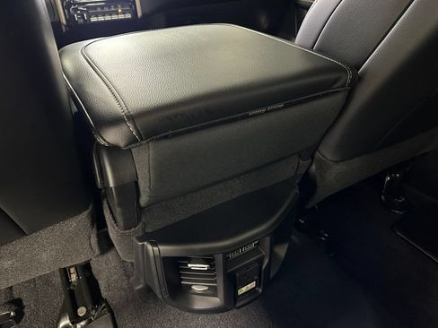 Used 2024 RAM 3500 Laramie AWD/4WD image 47