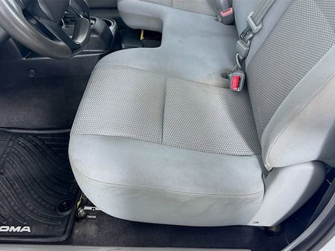 Used 2013 Toyota Tacoma 2WD Regular Cab image 13
