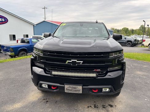 Used 2019 Chevrolet Silverado 1500 LT Trail Boss image 2