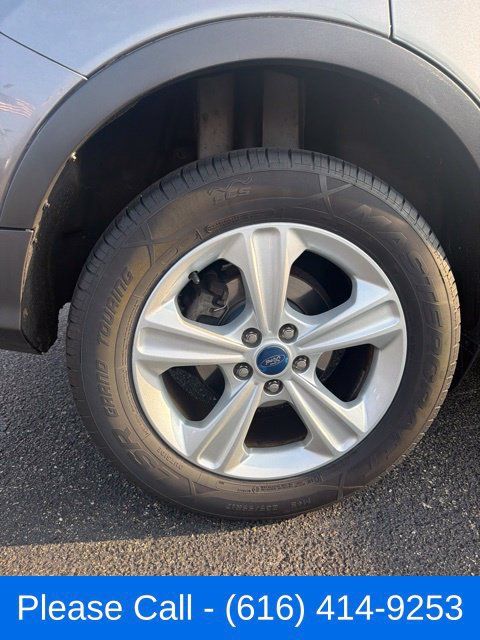 Used 2013 Ford Escape SE FWD image 11