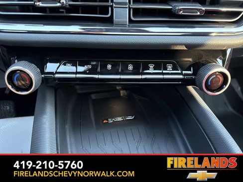 New 2025 Chevrolet Equinox EV RS image 20