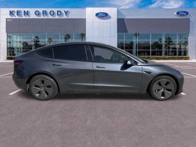Used 2023 Tesla Model 3 Standard Range RWD image 7