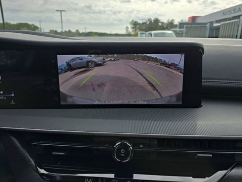 Used 2025 Nissan Murano SV image 23