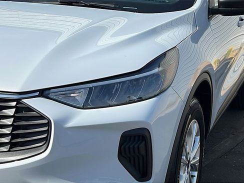 New 2025 Ford Escape Active image 4