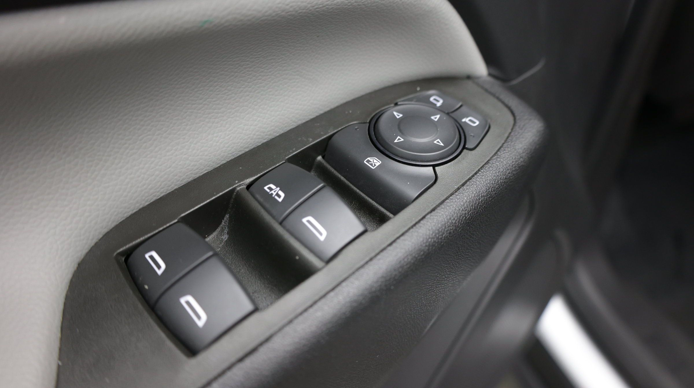 Used 2023 Chevrolet Equinox LS FWD image 13