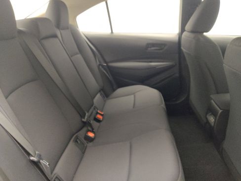 Used 2023 Toyota Corolla LE image 19