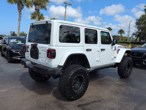 Used 2023 Jeep Wrangler Unlimited Rubicon AWD/4WD image 4