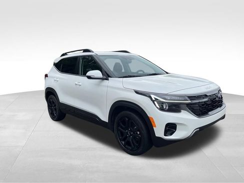 Used 2024 Kia Seltos X-Line AWD/4WD image 7