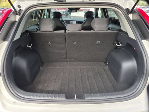 Used 2025 Kia Niro LX FWD image 28
