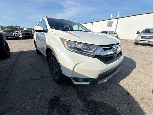 Used 2017 Honda CR-V Touring image 3