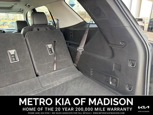 Used 2020 Chevrolet Traverse LT w/ LT Premium Package image 31