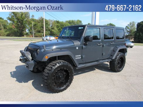 Used 2017 Jeep Wrangler Unlimited Sport w/ Quick Order Package 24S AWD/4WD image 4