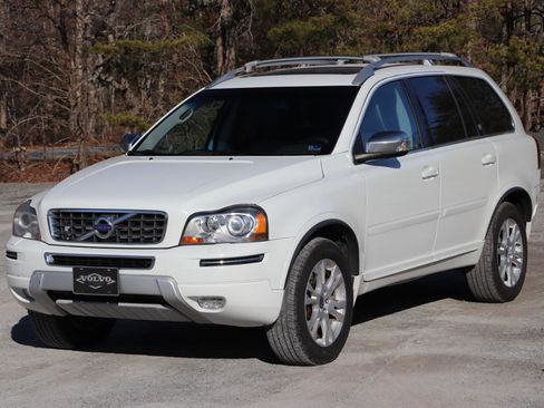 Used 2013 Volvo XC90 3.2 image 40