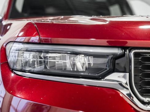 Certified 2023 Jeep Grand Cherokee Limited image 17