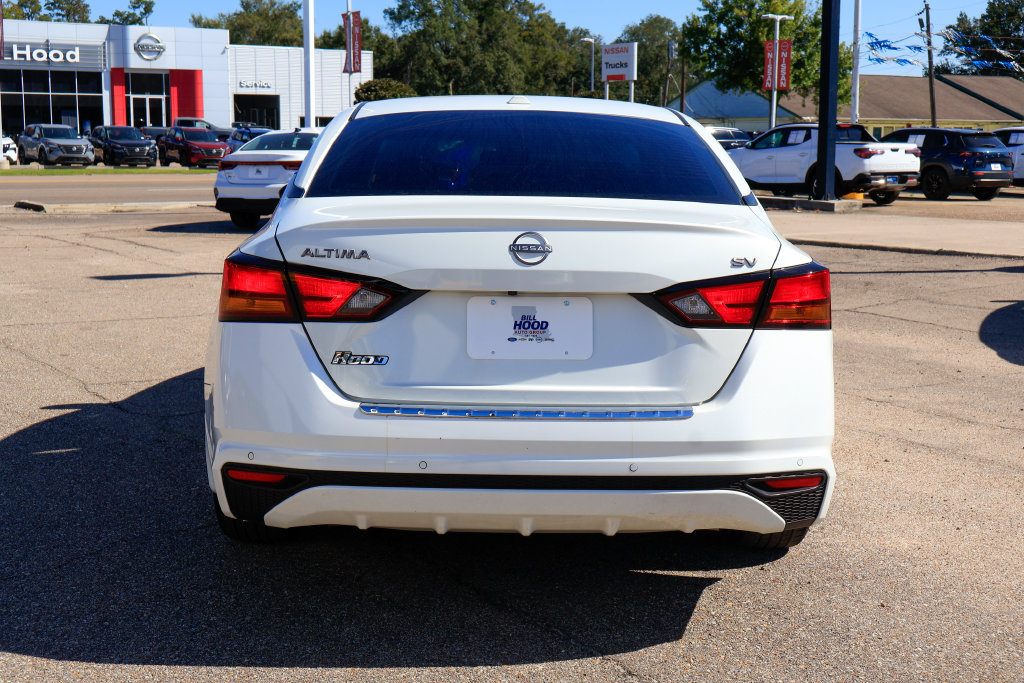 Used 2023 Nissan Altima 2.5 SV FWD image 19