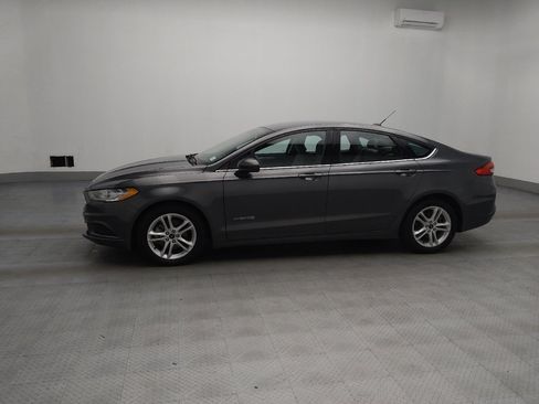Used 2018 Ford Fusion S image 2