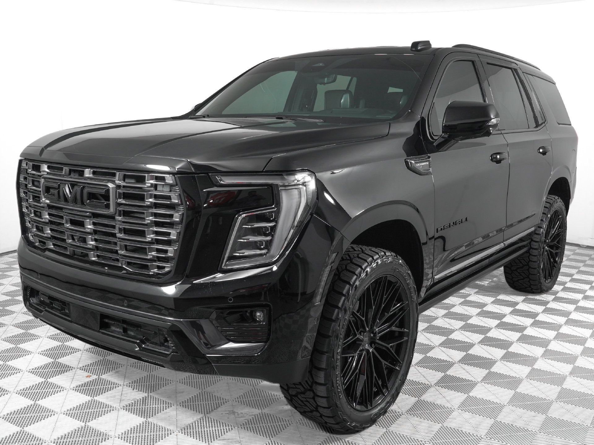 Used 2026 GMC Yukon Denali Ultimate AWD/4WD image 9