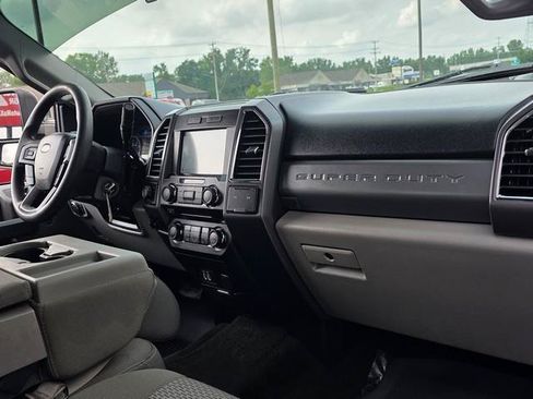 Used 2017 Ford F250 XLT w/ XLT Value Package AWD/4WD image 23
