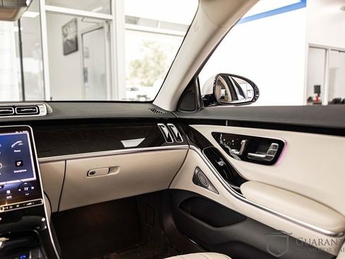 Used 2023 Mercedes-Benz S 500 4MATIC w/ AMG Line image 38